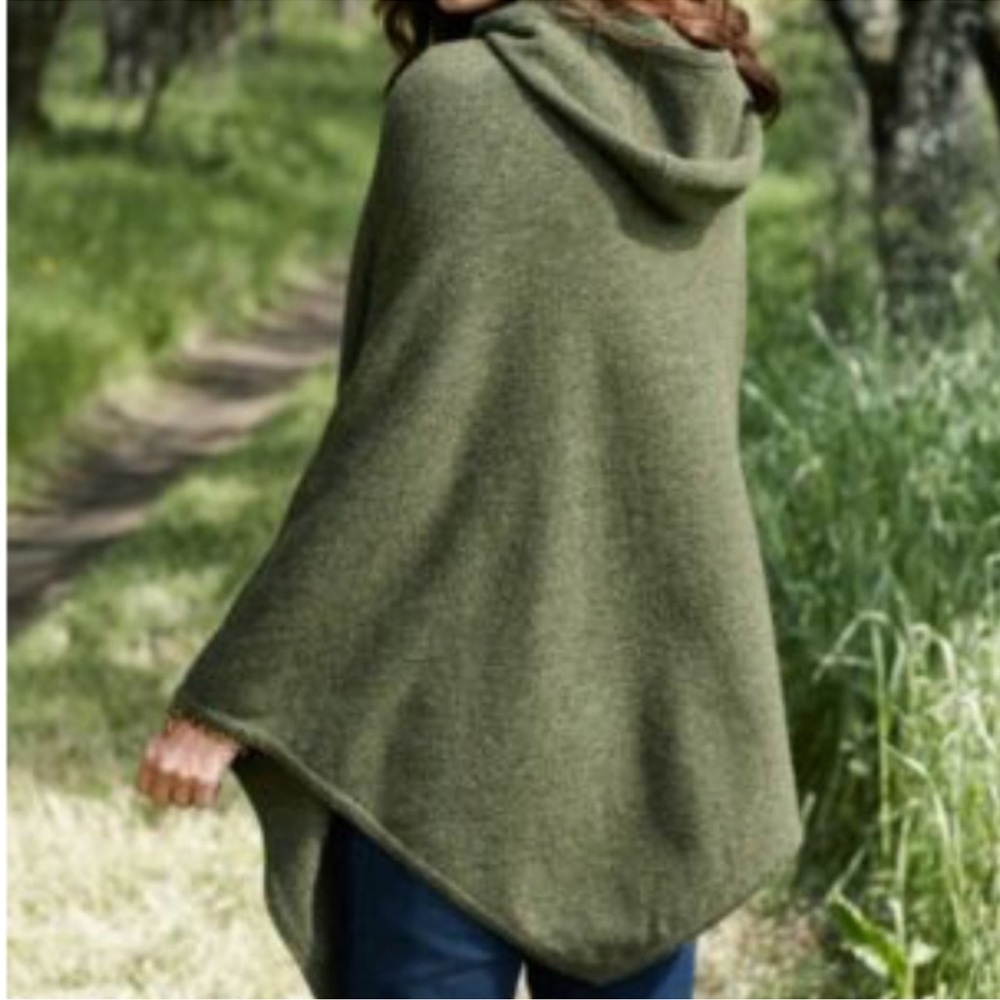 Pendleton Lambs Wool Handkerchief Hem Hoodie Cape… - image 7